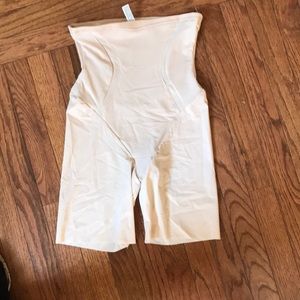 NEW,Maidenform, high waist, thigh slimming, brand new!